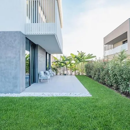 Palms Building Apartment *